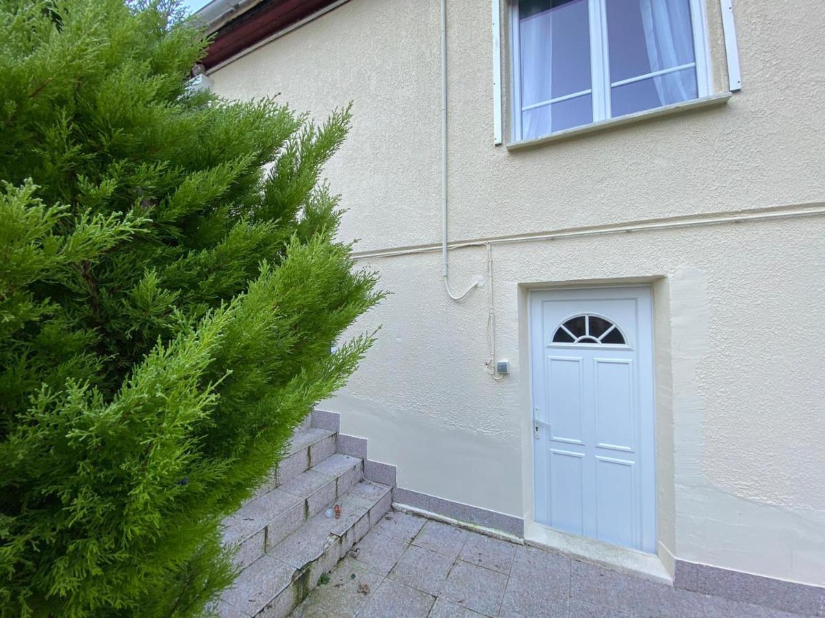 Maison Cosy Et Paisible Au Coeur De Beauvais Luaran gambar