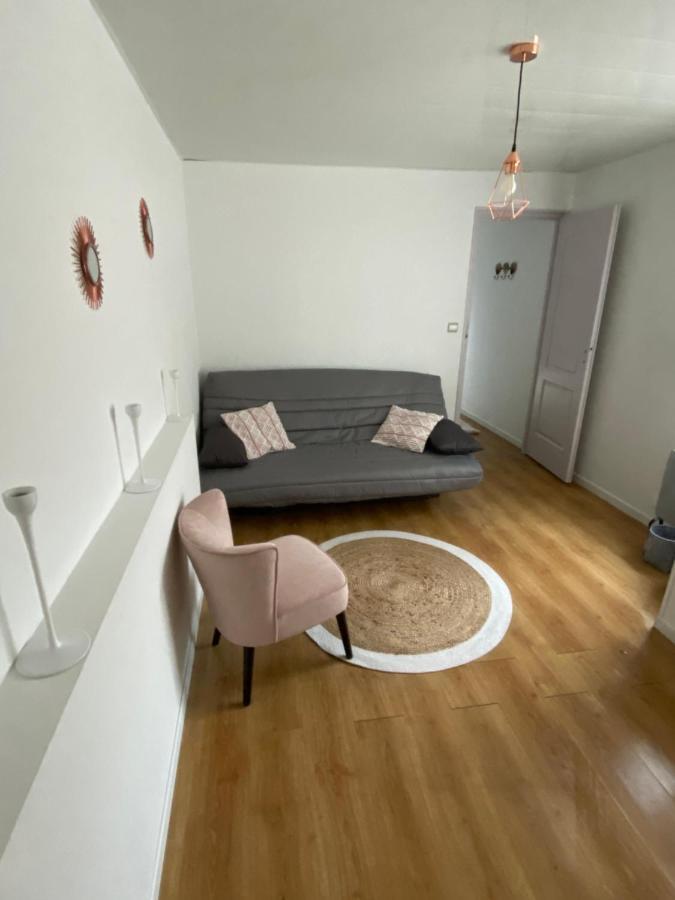 Maison Cosy Et Paisible Au Coeur De Beauvais Luaran gambar